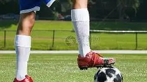 激情对决！荣华杯篮球赛32强争霸正酣，谁将逆袭问鼎？