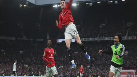 曼联瞄准帕默？揭秘转会传闻：曼联需砸“巨资”抢下心仪之人！